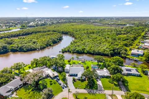 446 S Naranja Avenue, Port St. Lucie FL - photo 10 of 93