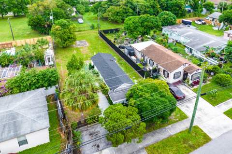 107 SW 4th Avenue, Delray Beach FL - photo 19 of 28