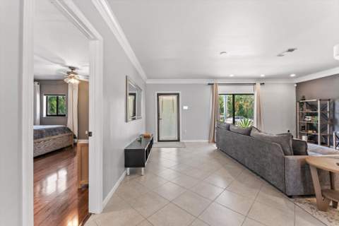 728 NE 9th Avenue, Boynton Beach FL - photo 8 of 45