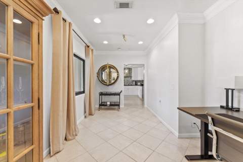 728 NE 9th Avenue, Boynton Beach FL - photo 12 of 45
