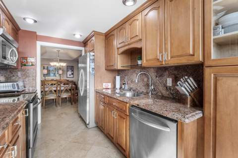 3589 S Ocean Boulevard #703, South Palm Beach FL - photo 12 of 56
