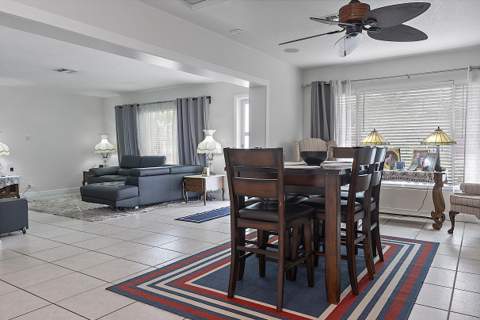 830 SW 1st Avenue, Pompano Beach FL - photo 10 of 47