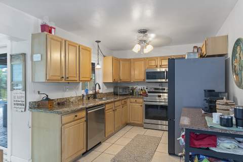 830 SW 1st Avenue, Pompano Beach FL - photo 12 of 47