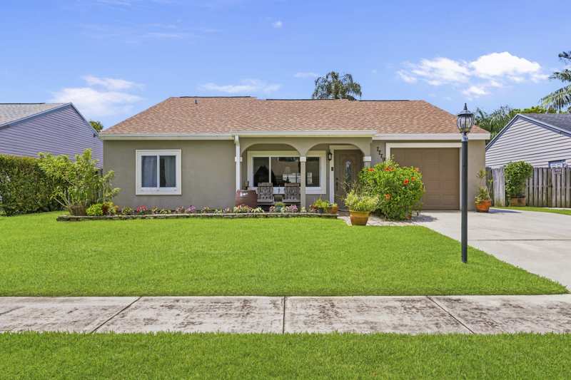 3 bedroom Single Family Residence at 7779 Blairwood Circle, Countrywood 3, Lake Worth — photo 1