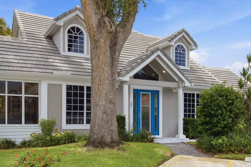 2 bedroom Townhouse at 207 Woodsmuir Court, PGA Resort Community Of Preston Courts, Palm Beach Gardens — photo 1