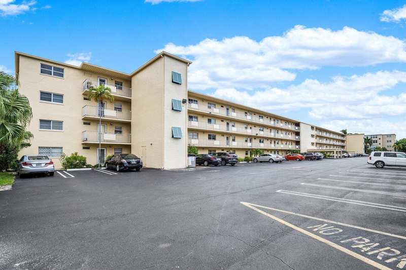 1 bedroom Condominium at 2615 NE 3rd Court #308, Village Royale Greenwood Condo, Boynton Beach — photo 1