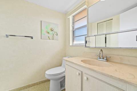 2615 NE 3rd Court #308, Boynton Beach FL - photo 21 of 27
