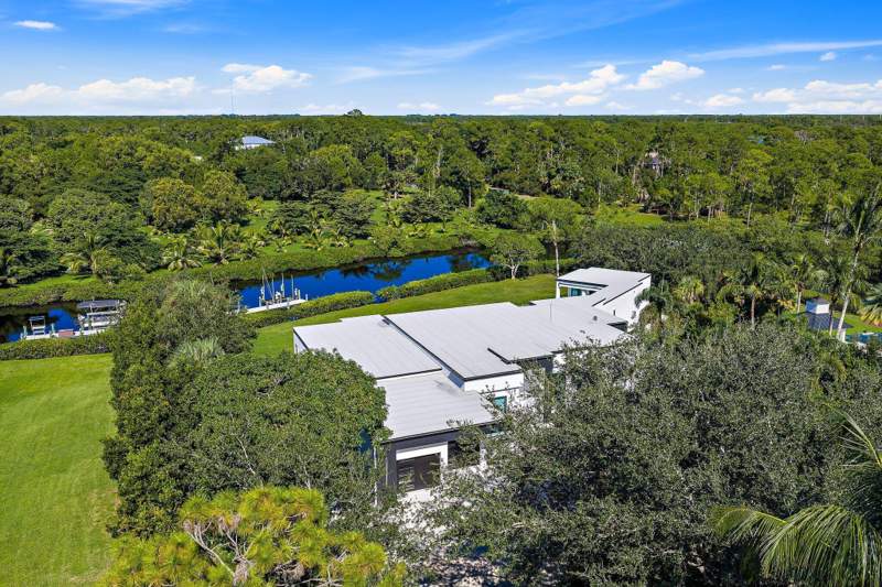 4 bedroom Single Family Residence at 8309 SE Rivers Edge Street, Rivers Edge Unrec, Jupiter — photo 5