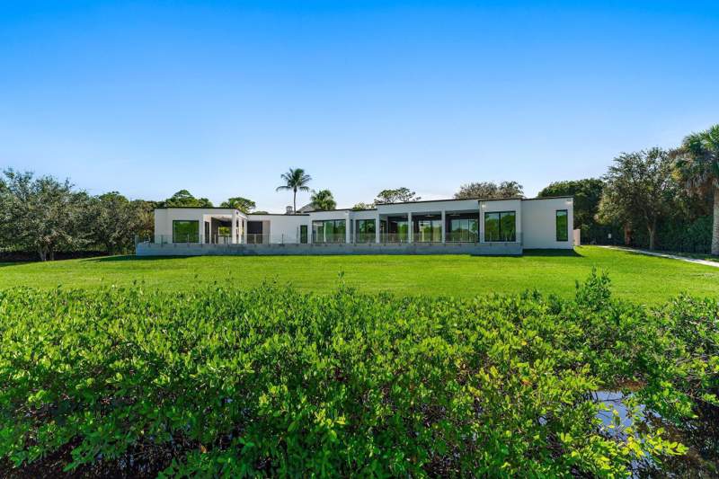 4 bedroom Single Family Residence at 8309 SE Rivers Edge Street, Rivers Edge Unrec, Jupiter — photo 4