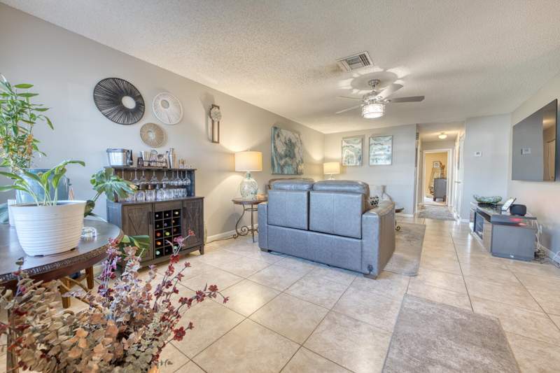 2 bedroom Villa at 5037 Alfred Drive, Cypress Lakes 2, West Palm Beach — photo 5