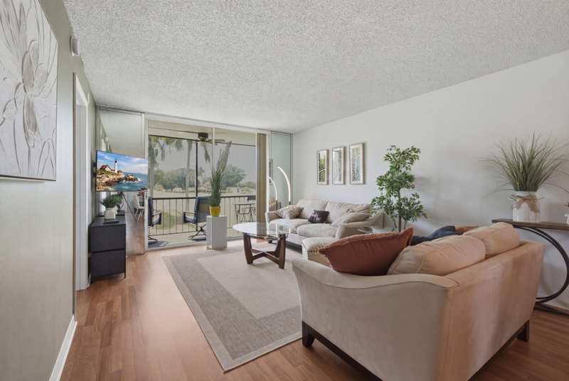 1 bedroom Condominium at 9823 S Hollybrook Lake Drive #206, Hollybrook Golf And Tennis Club, Pembroke Pines — photo 1