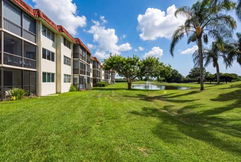 9823 S Hollybrook Lake Drive #206, Pembroke Pines FL - photo 17 of 58