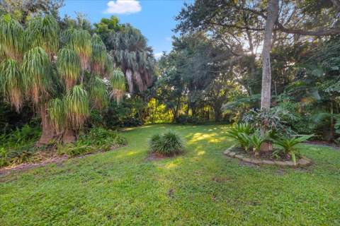 24 N Via Lucindia, Sewalls Point FL - photo 8 of 59