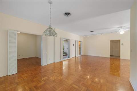 24 N Via Lucindia, Sewalls Point FL - photo 19 of 59