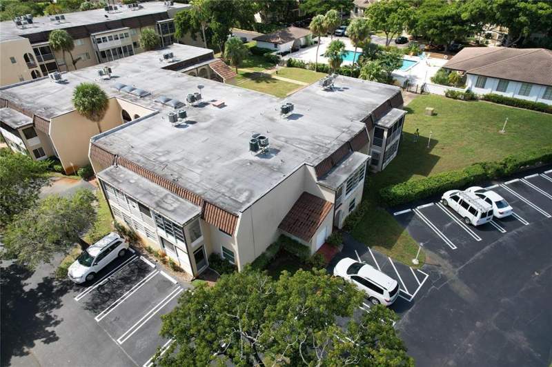 2 bedroom Condominium at 2710 Riverside Drive #201-A, Coral Gardens Condo, Coral Springs — photo 3