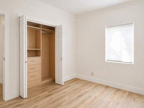 819 NE 2nd Court, Hallandale Beach FL - photo 22 of 29