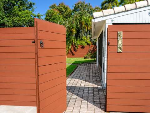 819 NE 2nd Court, Hallandale Beach FL - photo 24 of 29