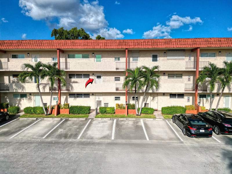 2 bedroom Condominium at 8980 S Hollybrook Boulevard #204, Hollybrook Golf And, Pembroke Pines — photo 3