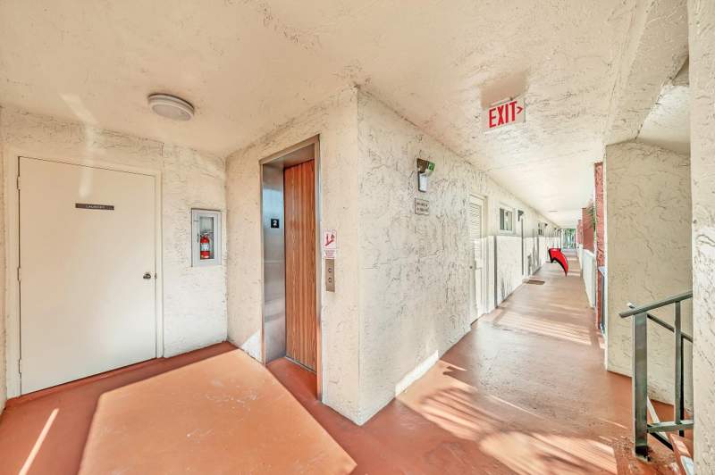 2 bedroom Condominium at 8980 S Hollybrook Boulevard #204, Hollybrook Golf And, Pembroke Pines — photo 4