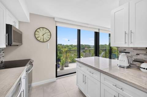 1301 River Reach Drive #516, Fort Lauderdale FL - photo 11 of 45