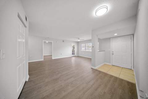 231 SW Palm Drive #101, Port St. Lucie FL - photo 6 of 38
