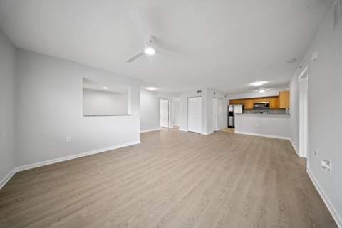 231 SW Palm Drive #101, Port St. Lucie FL - photo 9 of 38