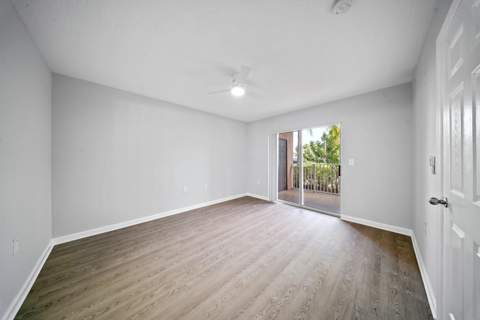 231 SW Palm Drive #101, Port St. Lucie FL - photo 19 of 38