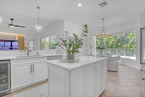 8541 Butler Greenwood Drive, Royal Palm Beach FL - photo 21 of 70
