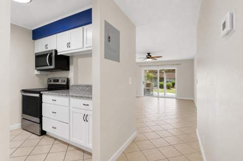 12027 Greenway Circle #204, Royal Palm Beach FL - photo 22 of 42