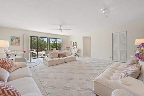 18480 SE Wood Haven Lane #J, Jupiter FL - photo 8 of 28