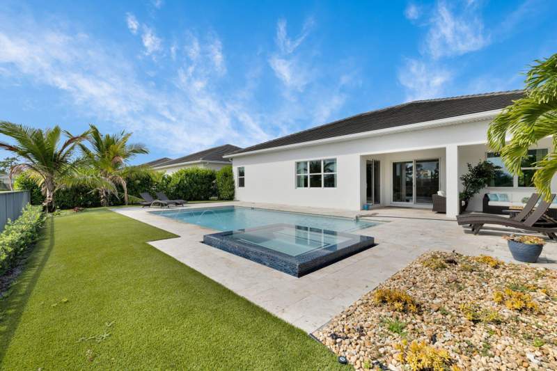 3 bedroom Single Family Residence at 735 SW Pennfield Terrace, Banyan Bay Pud Phase 2A & 2B, Stuart — photo 2