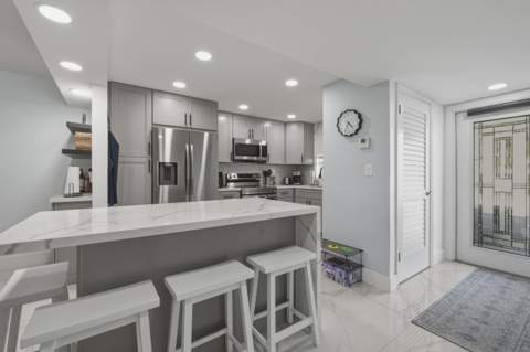 9823 S Hollybrook Lake Drive #104, Pembroke Pines FL - photo 8 of 57