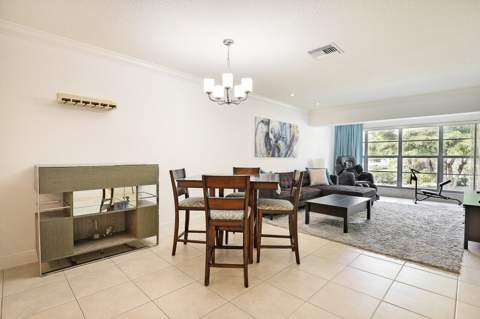 1141 Calamondin Terrace #202, Delray Beach FL - photo 6 of 19