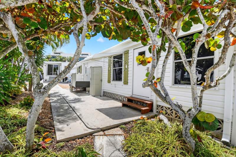 2 bedroom Manufactured Home at 5 Cedar Drive #Cd5, Briny Breezes Inc., Briny Breezes — photo 2