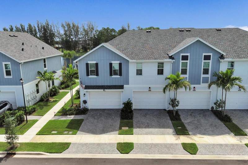 3 bedroom Townhouse at 4508 Longwood Lake Square, Terraces Of Westlake, Westlake — photo 5