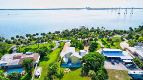7501 S Indian River Drive, Fort Pierce FL - photo 6 of 45