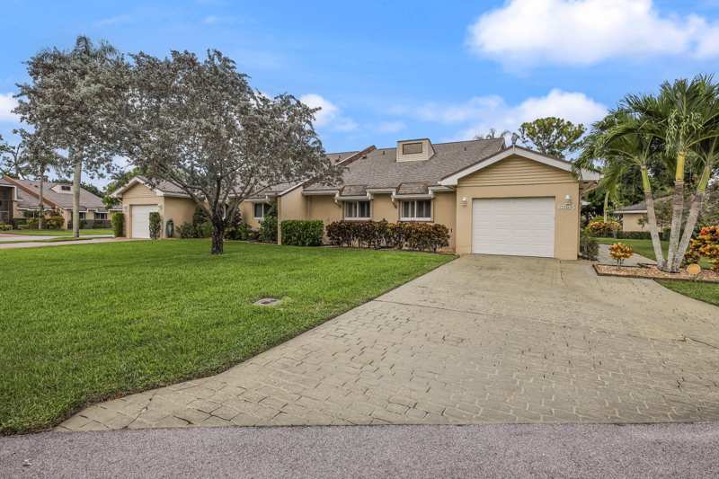 3 bedroom Villa at 6845 Fountains Circle, Fountains, Lake Worth — photo 1