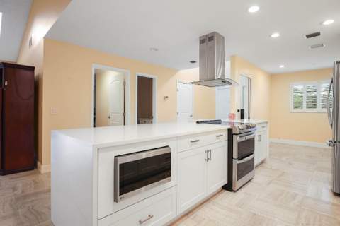 6845 Fountains Circle, Lake Worth FL - photo 16 of 37