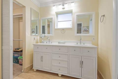 6845 Fountains Circle, Lake Worth FL - photo 21 of 37