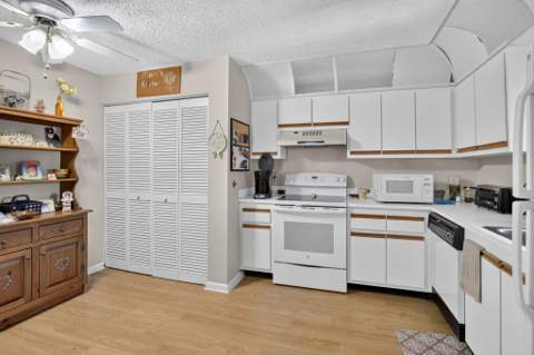 3610 NW 95th Terrace, Sunrise FL - photo 14 of 36