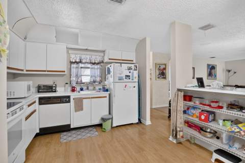 3610 NW 95th Terrace, Sunrise FL - photo 16 of 36