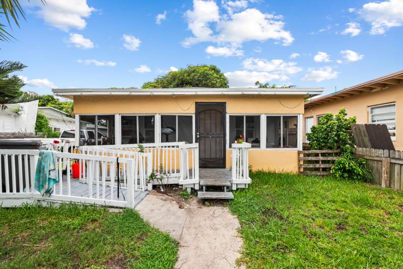 3 bedroom Single Family Residence at 728 22nd Street, Washington Heights, West Palm Beach — photo 3