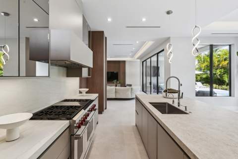 255 NE 3rd Street, Boca Raton FL - photo 8 of 41