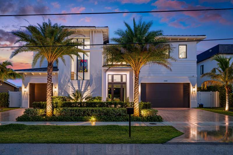 5 bedroom Single Family Residence at 2420 NE 48th Street, Coral Key Villas 5th Sec, Lighthouse Point — photo 3
