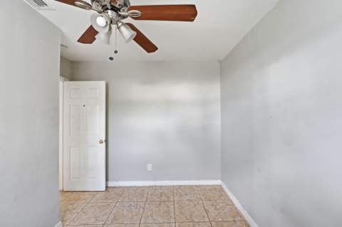 3100 SW 33rd Avenue, West Park FL - photo 10 of 24