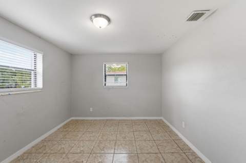 3100 SW 33rd Avenue, West Park FL - photo 12 of 24