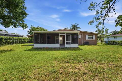 3100 SW 33rd Avenue, West Park FL - photo 20 of 24