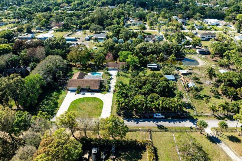 6 bedroom Single Family Residence at 5313 Colbright Road, Palm Beach Farms Co 3, Lake Worth — photo 5