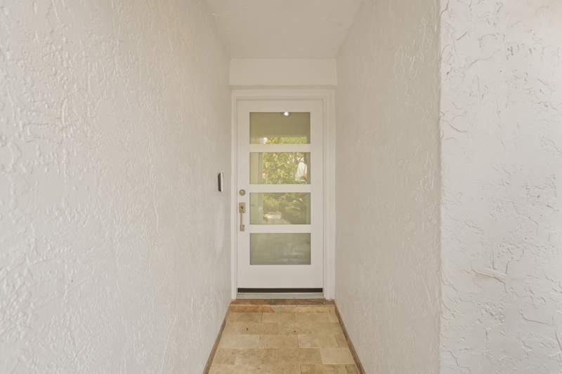 2 bedroom Townhouse at 2359 Treasure Isle Drive #33, Mariners Cove 1, Palm Beach Gardens — photo 2