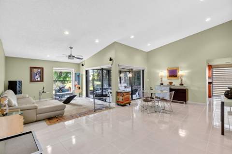 5791 Lakeview Mews Place, Boynton Beach FL - photo 6 of 98